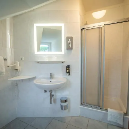 Hotel Krone 3*